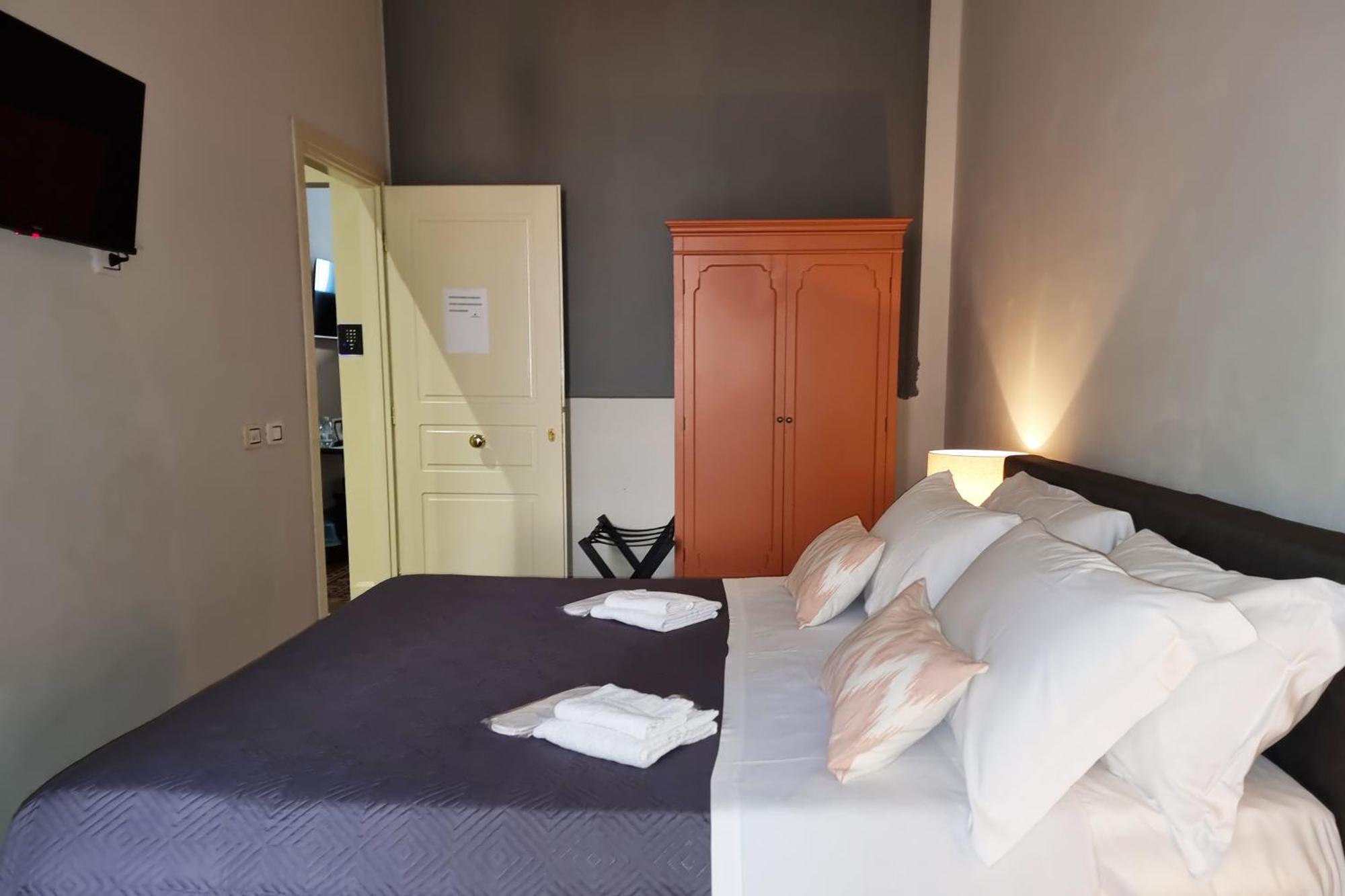 Borgo Antico Rooms Мессіна Екстер'єр фото